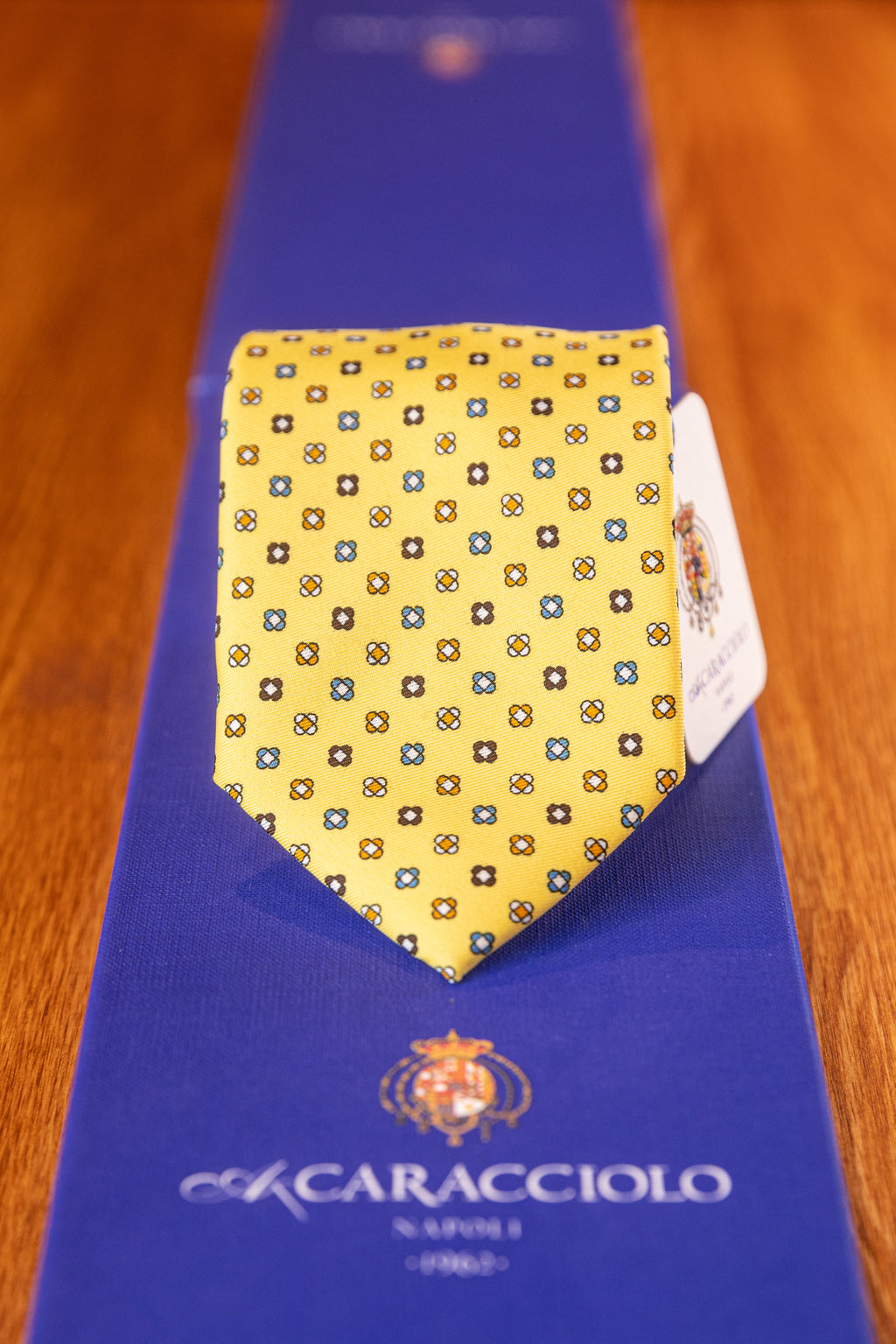 Caracciolo Yellow Flowers Tie 2