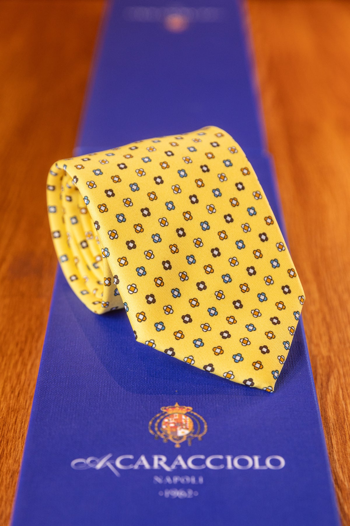 Caracciolo Yellow Flowers Tie 2