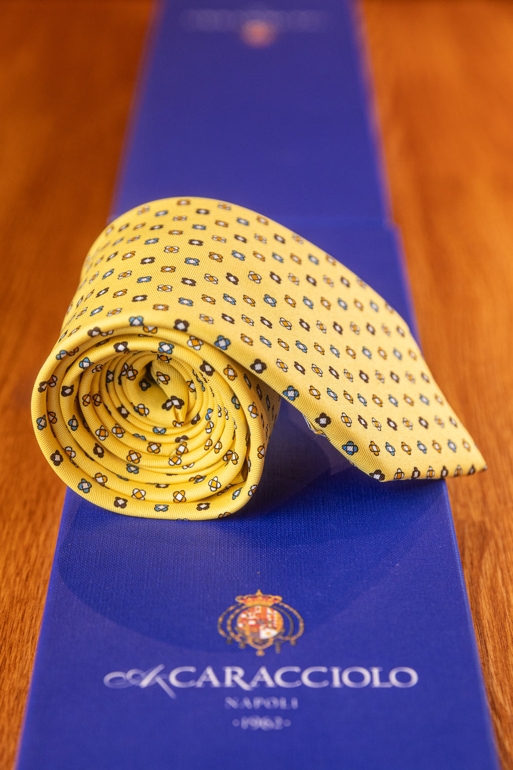 Caracciolo Yellow Flowers Tie 2