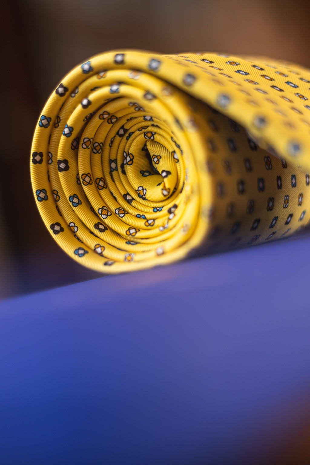 Caracciolo Yellow Flowers Tie 2
