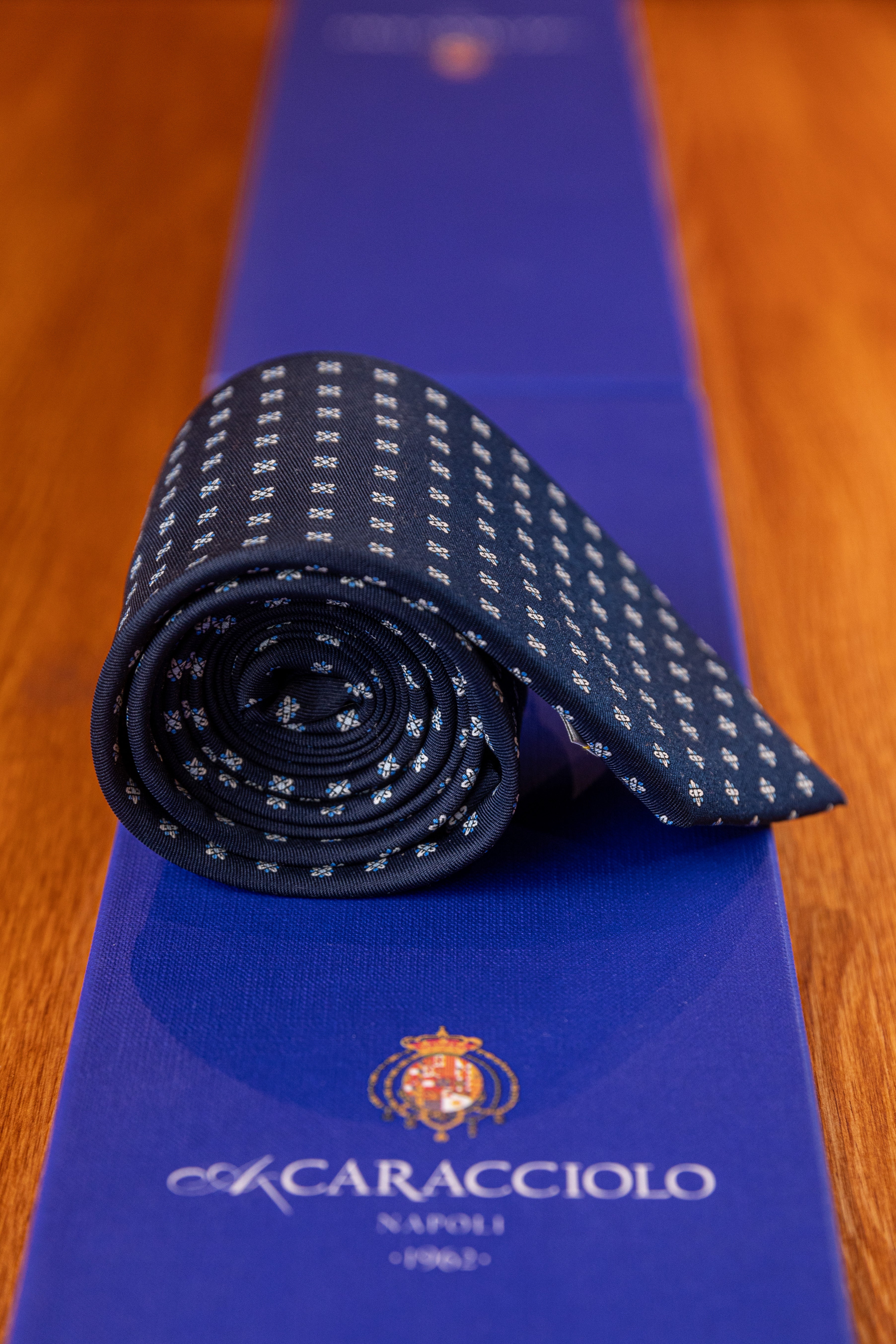 Krawat Caracciolo Navy Flowers 2