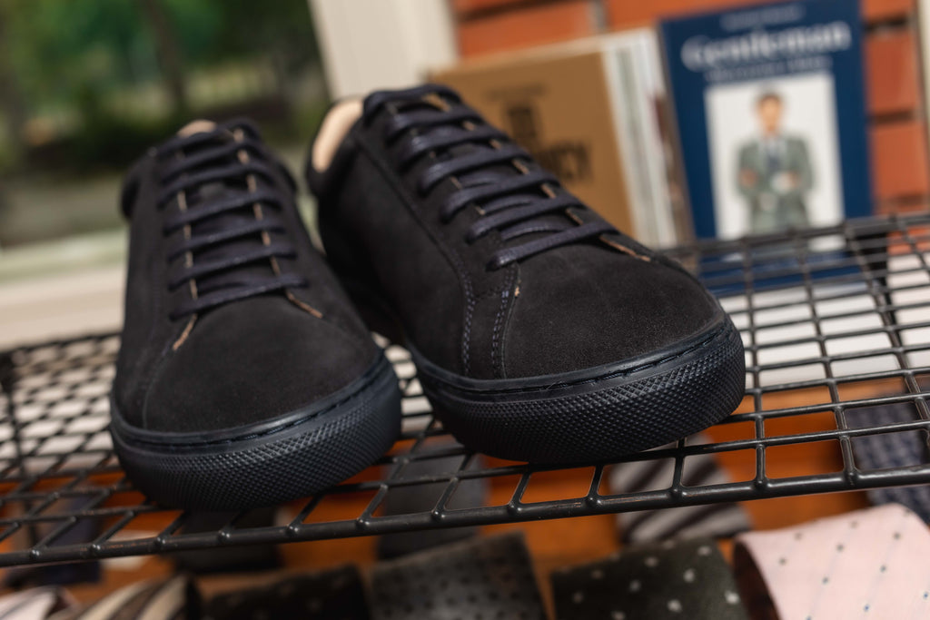 Sneakersy Suitsupply Granatowy Zamsz