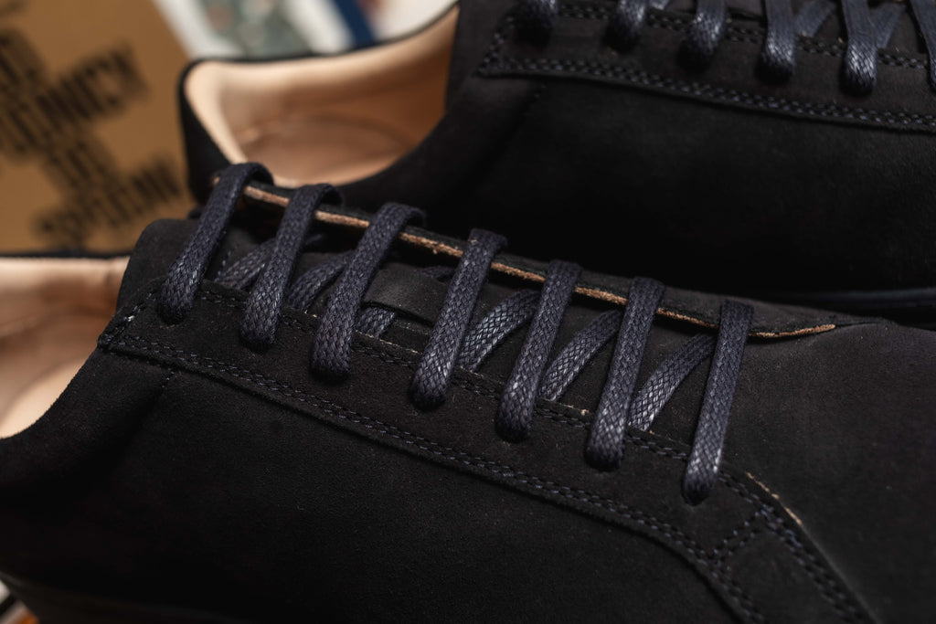 Sneakersy Suitsupply Granatowy Zamsz