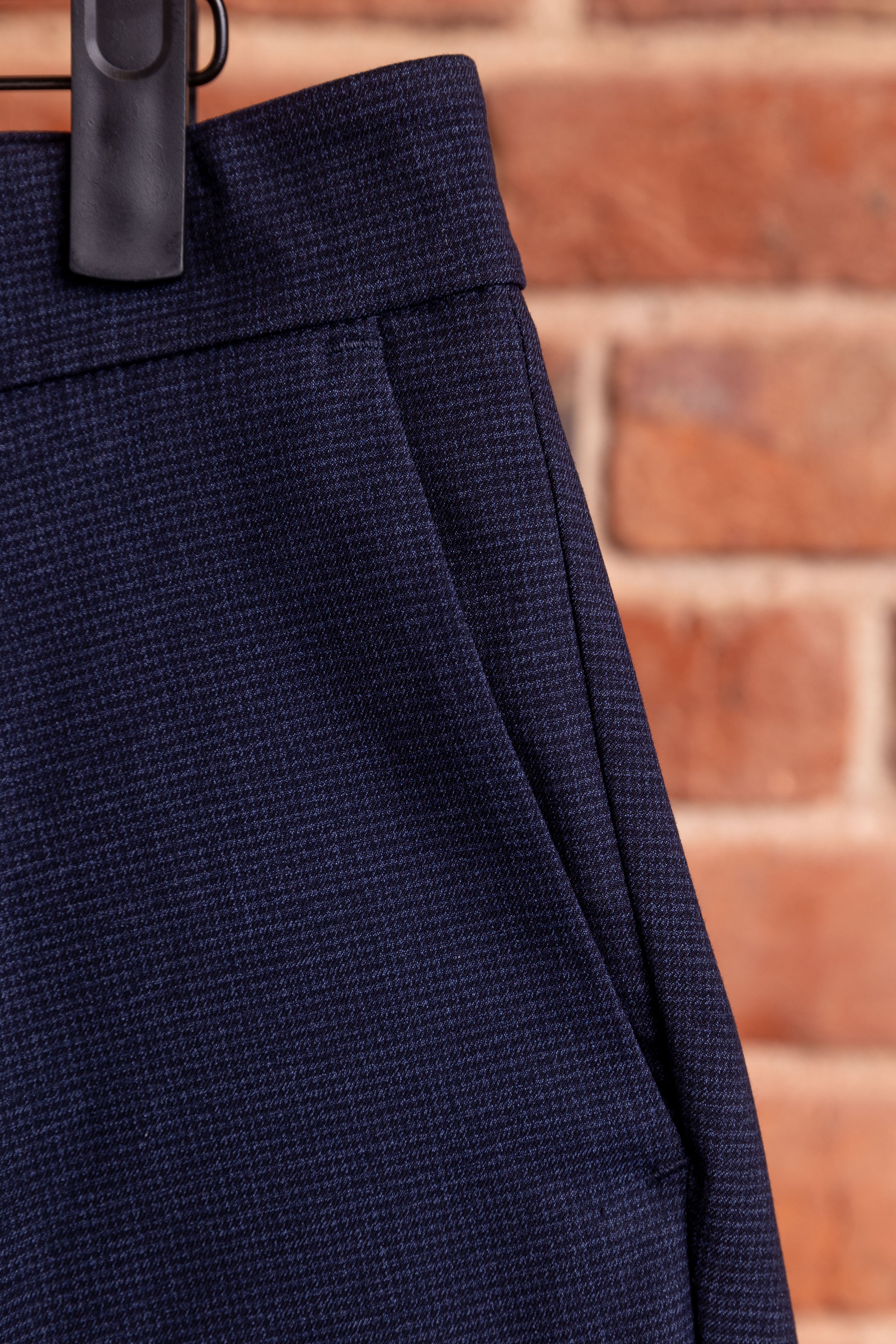Spodnie Caracciolo Navy Pleated Matowa Flanela