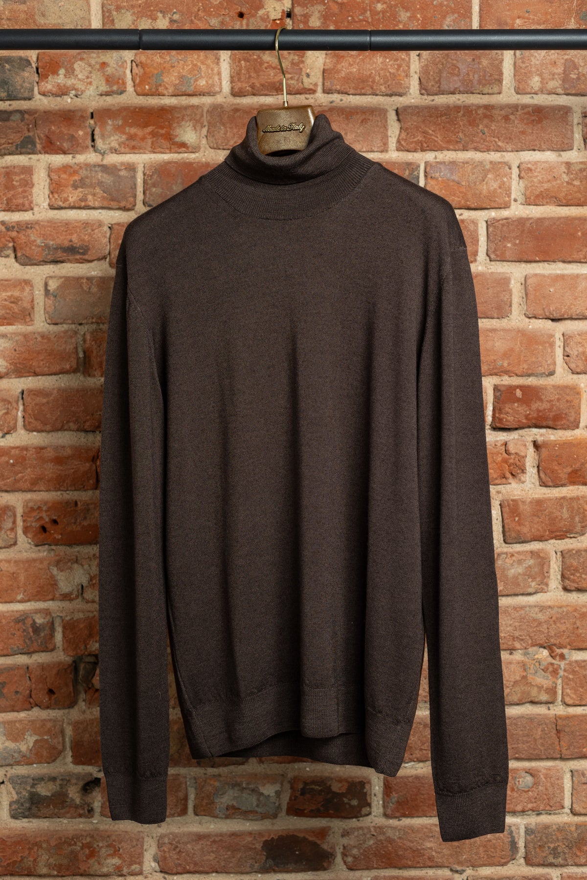 Sweter z Golfem Brązowy - Wełna Merino + Jedwab