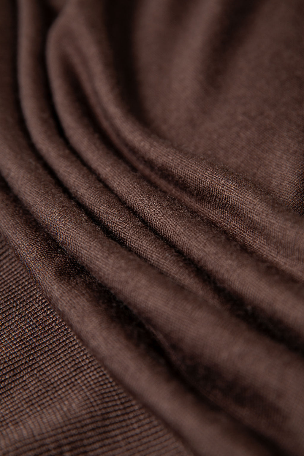 Sweter z Golfem Brązowy - Wełna Merino + Jedwab
